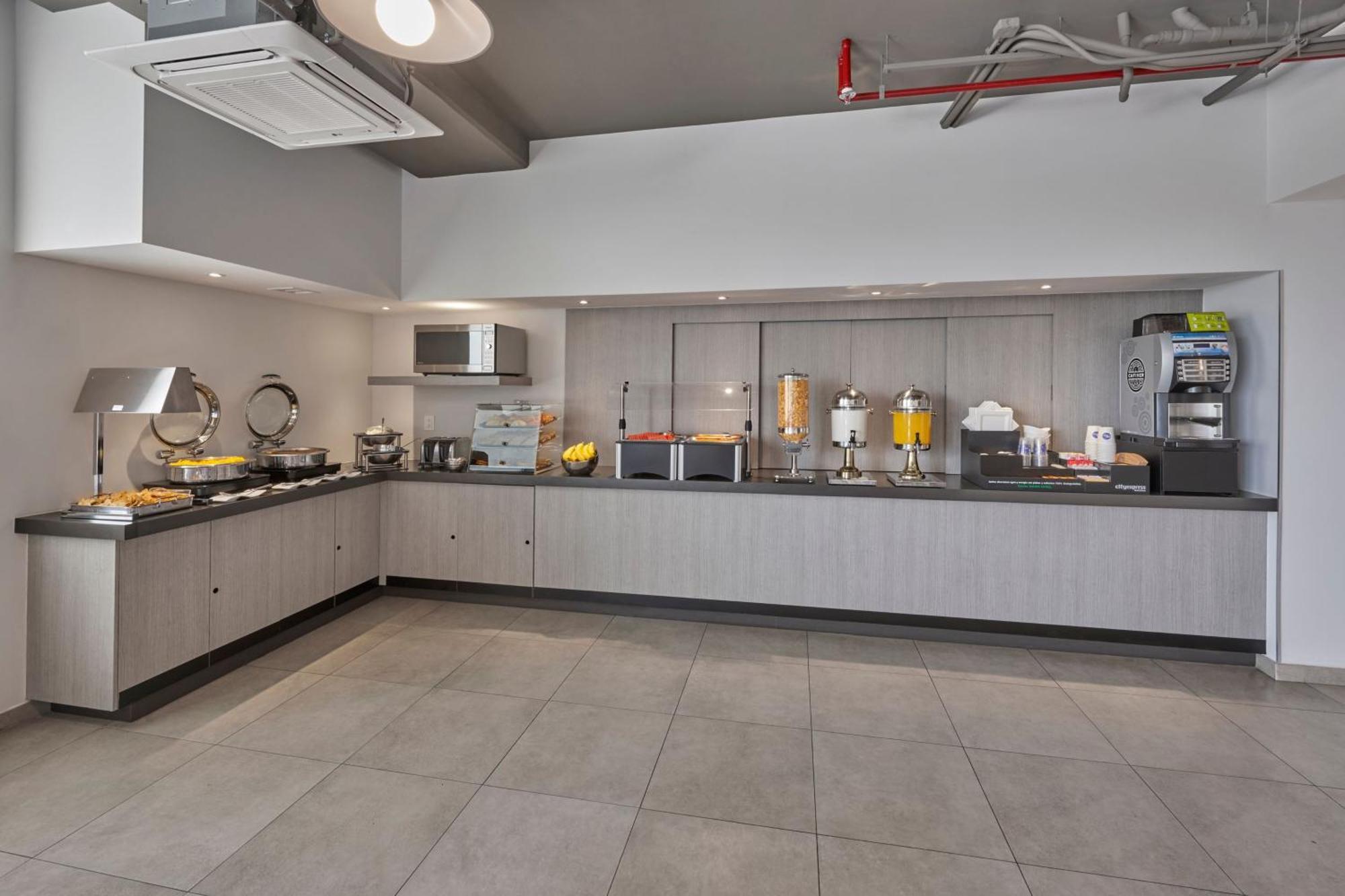City Express Junior By Marriott Bogota Aeropuerto 외부 사진