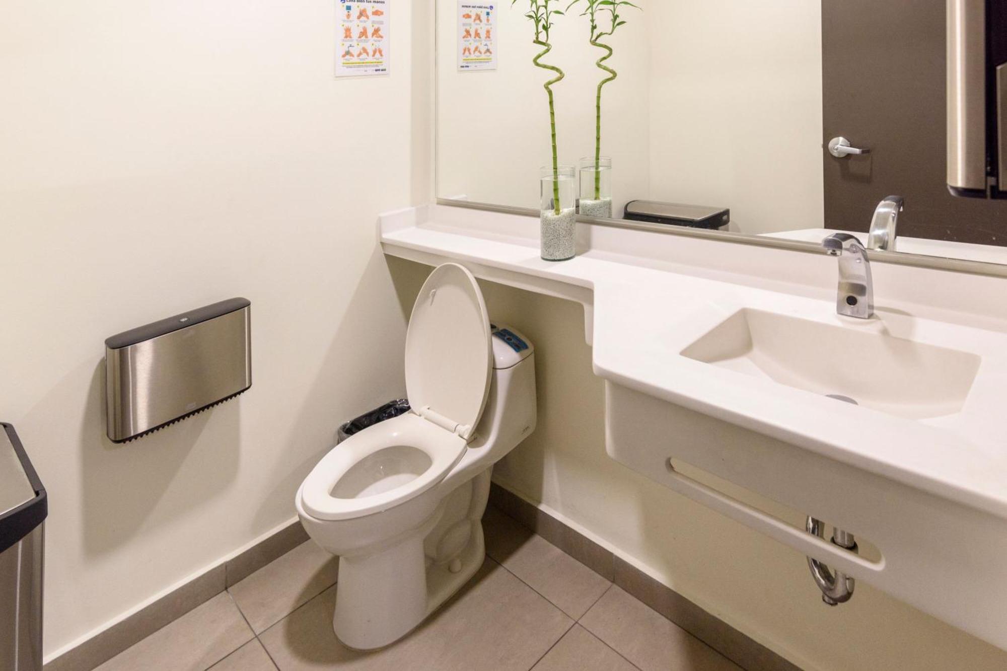 City Express Junior By Marriott Bogota Aeropuerto 외부 사진