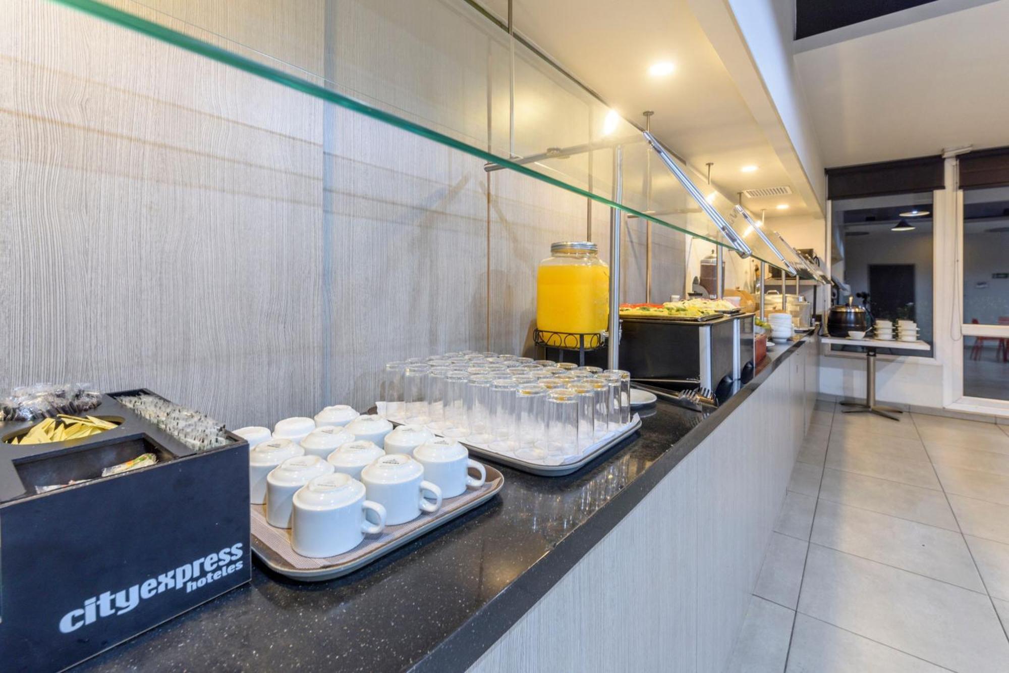 City Express Junior By Marriott Bogota Aeropuerto 외부 사진