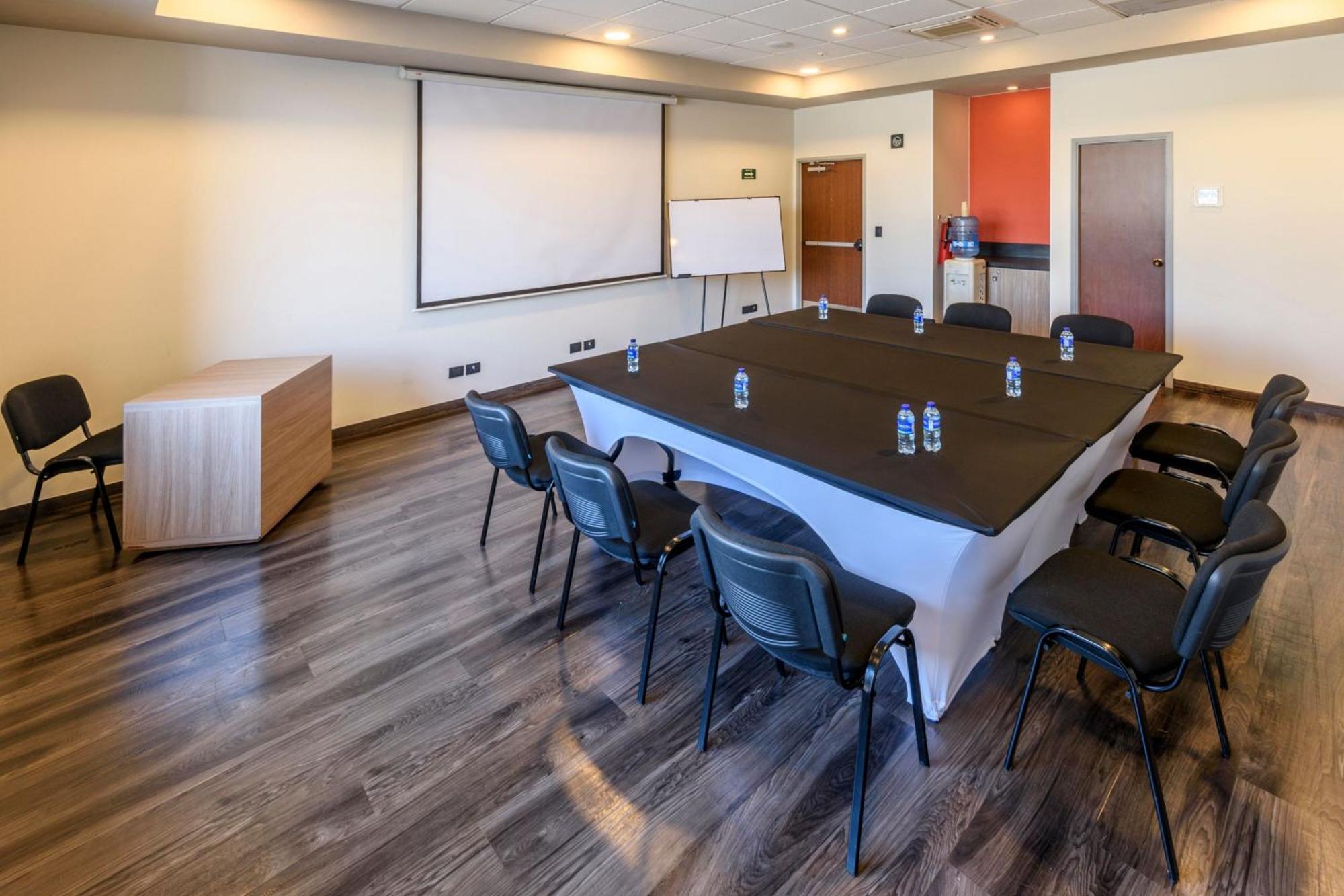 City Express Junior By Marriott Bogota Aeropuerto 외부 사진